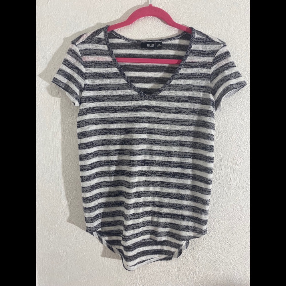 🍬a.n.a striped tee